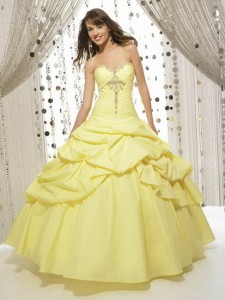 жёлтое свадебное платье