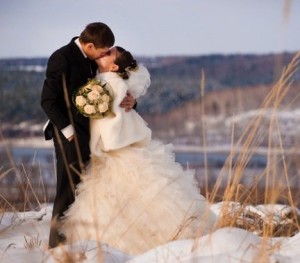 жених и невеста зимой