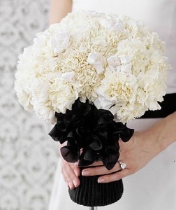 черно-белый свадебный букет